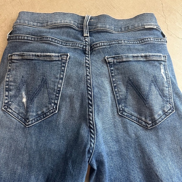 MOTHER Blue Distressed Ankle Jeans - Picture 8 of 9